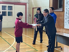 �J��̗l�q